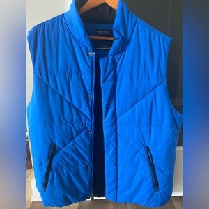 Nautica Men’s quilted vest